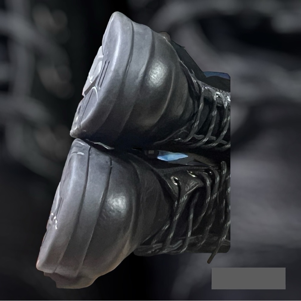 Like new WOLVERINE MEN'S BOOTS! - Picture 2 of 9